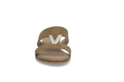 Elegant slip-in sandal