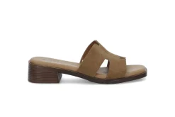Elegant slip in sandal
