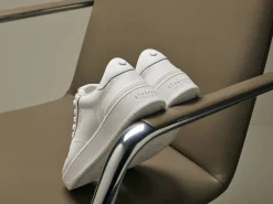 Hvite skinn platform-sneakers