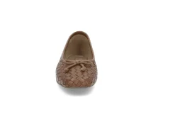 Interlace ballerina