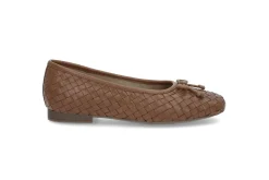Interlace ballerina