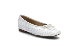 Interlace ballerina