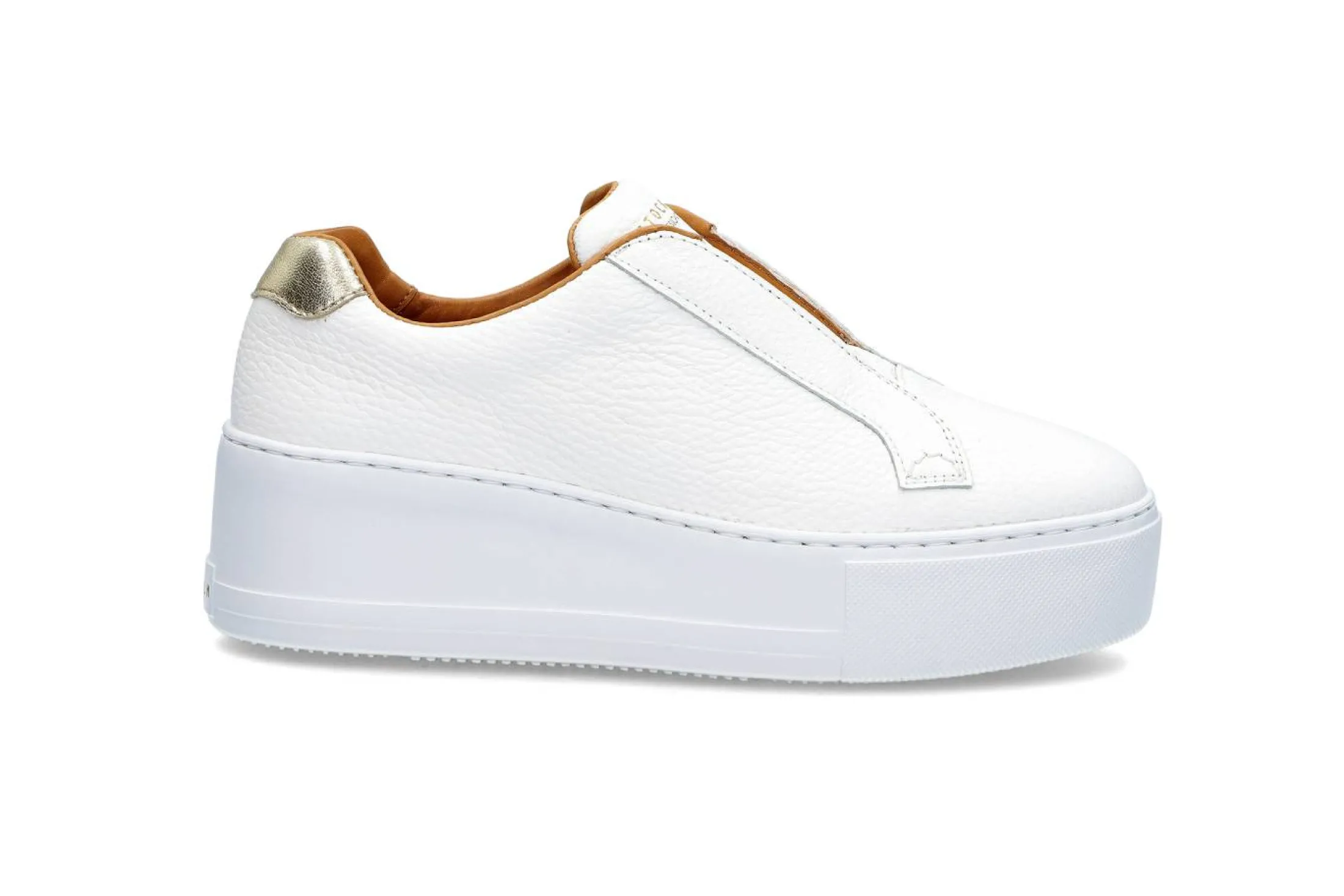 Platform sneakers