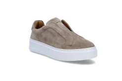 Platform sneakers