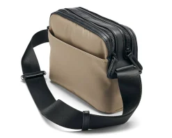 Praktisk crossbody veske