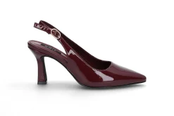 Slingback pumps