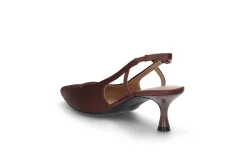 Slingback pumps