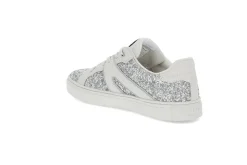 Sneakers med glitter detaljer