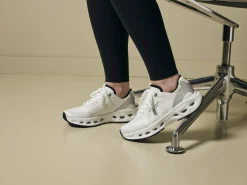 Sporty sneaker