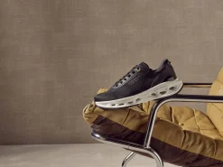 Sporty sneaker