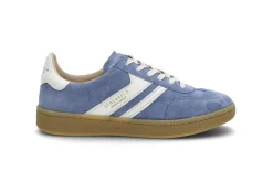 Sporty sneaker