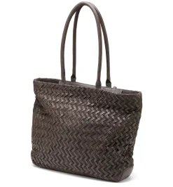 Stilren og elegant flettet skinnveske