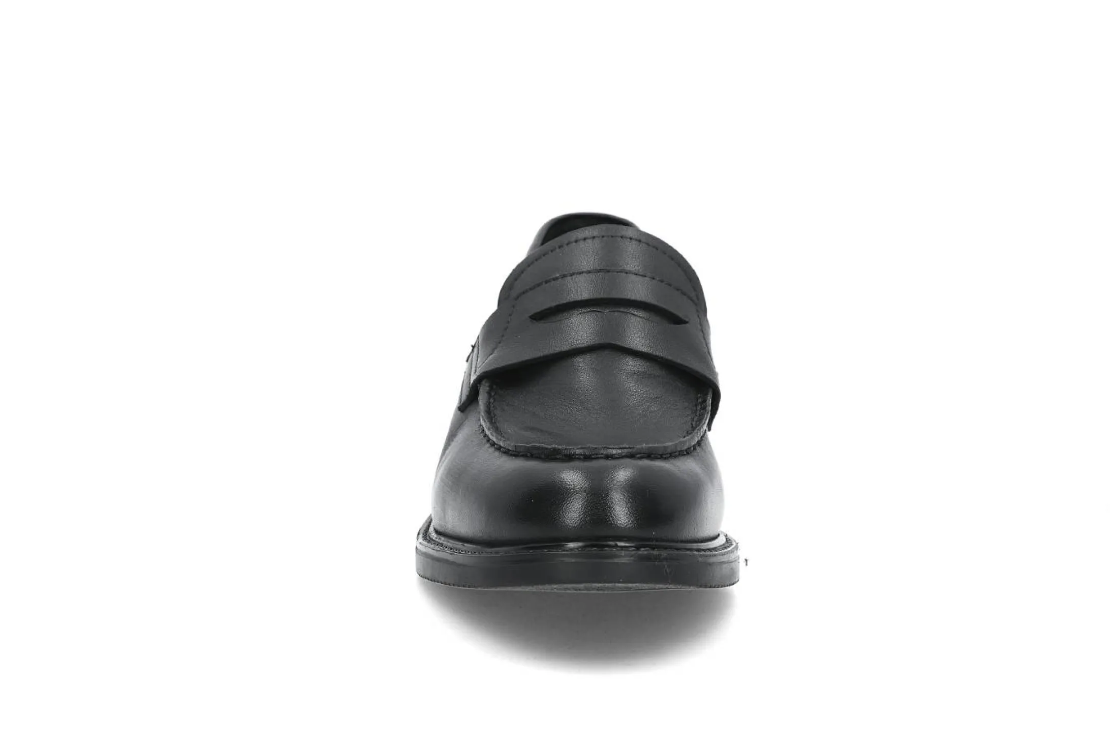 Tidløse loafers i skinn