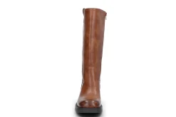 Trendy boots